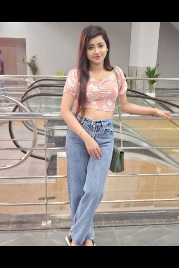 Svelte Hotel call girl service